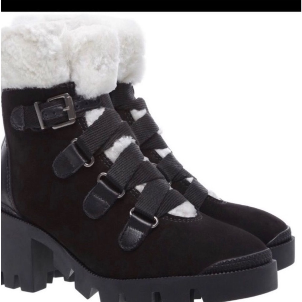 NWT Schutz Aretuza Boots.  Leather.  Size 6 MSRP $295
